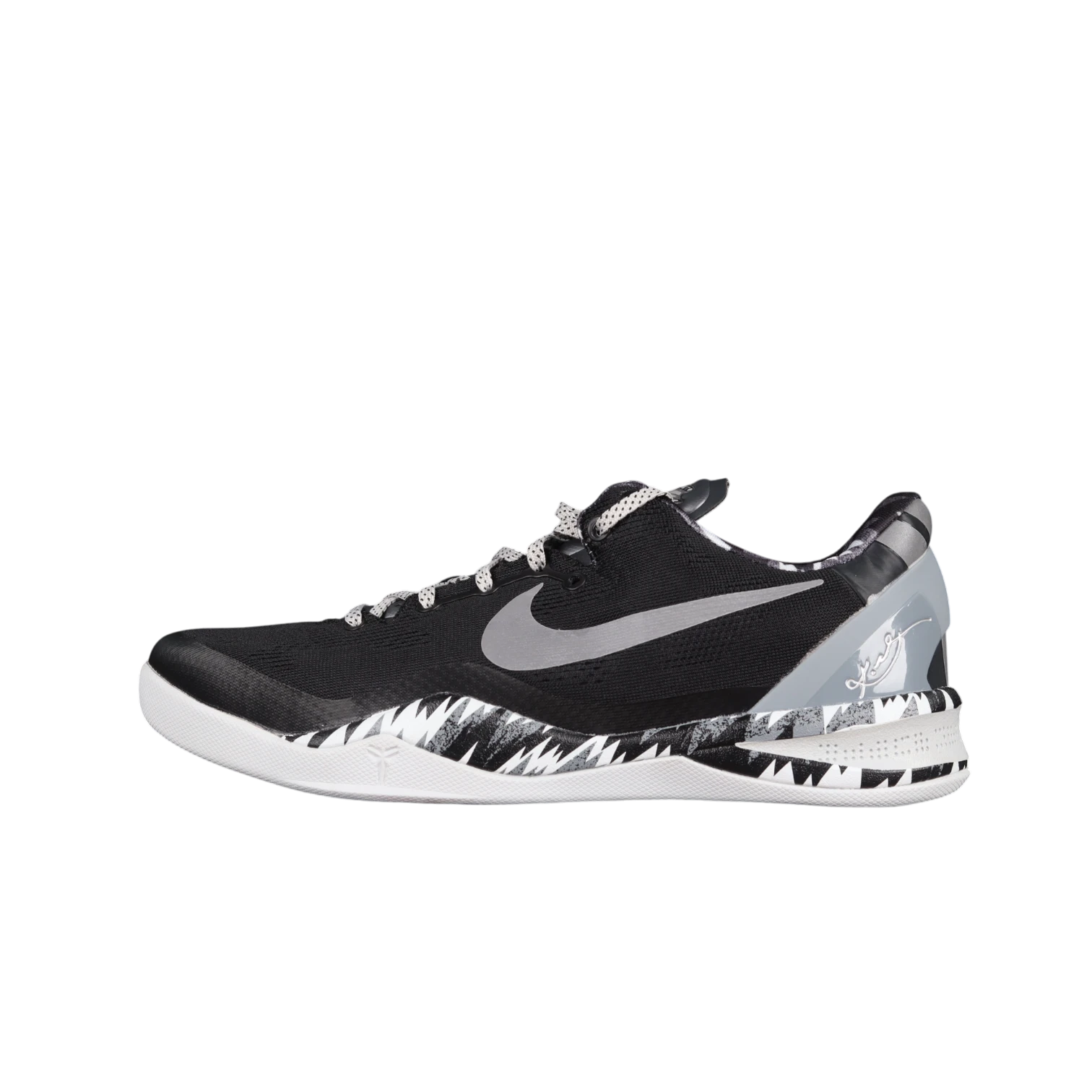 Nike 8 kobe sneakers